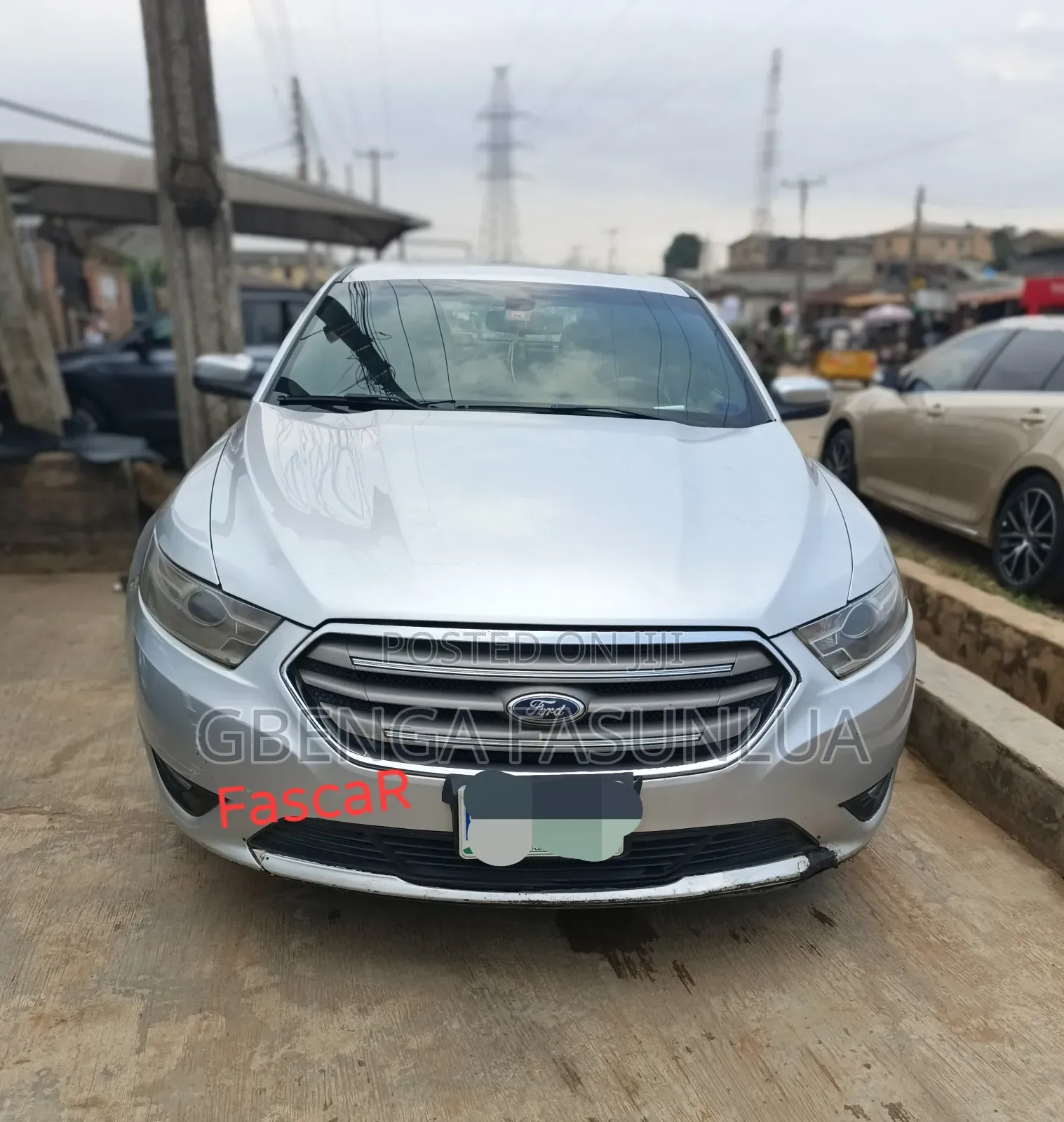 Ford Taurus SEL  2013 Silver
