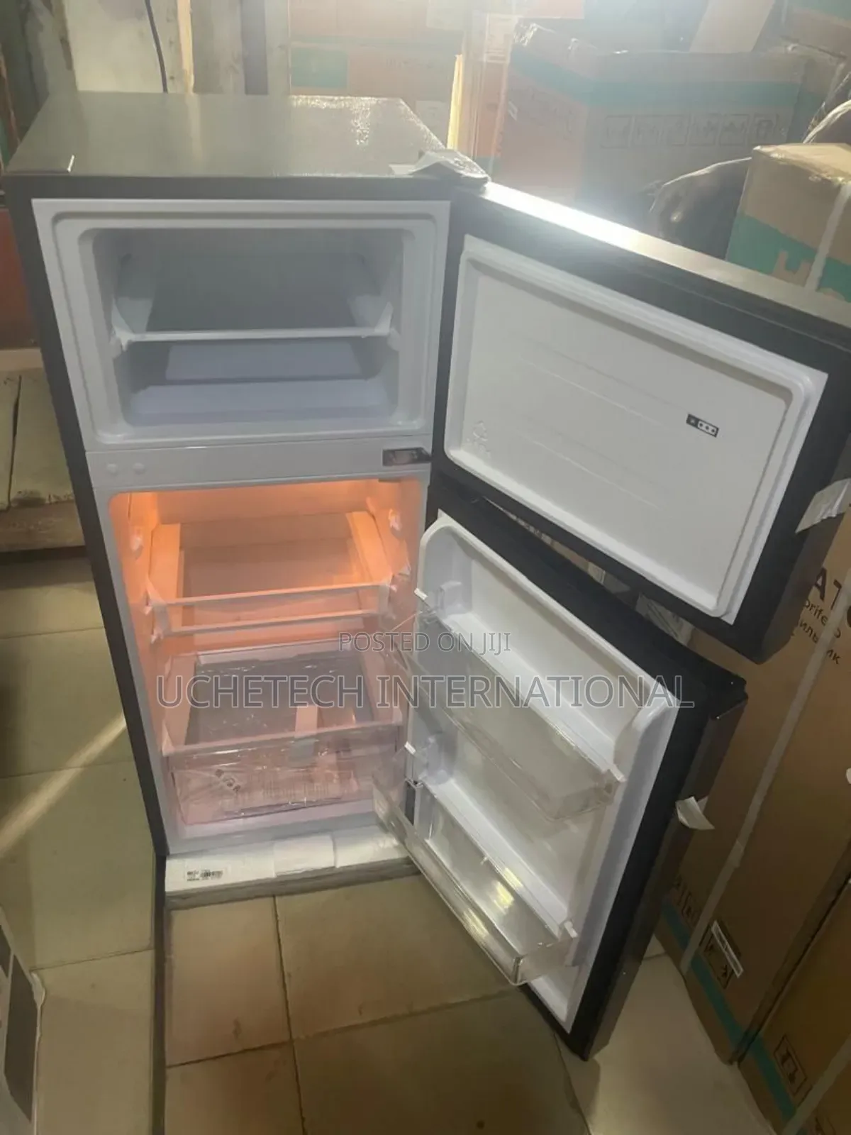 Hisense Fridge 172dr
