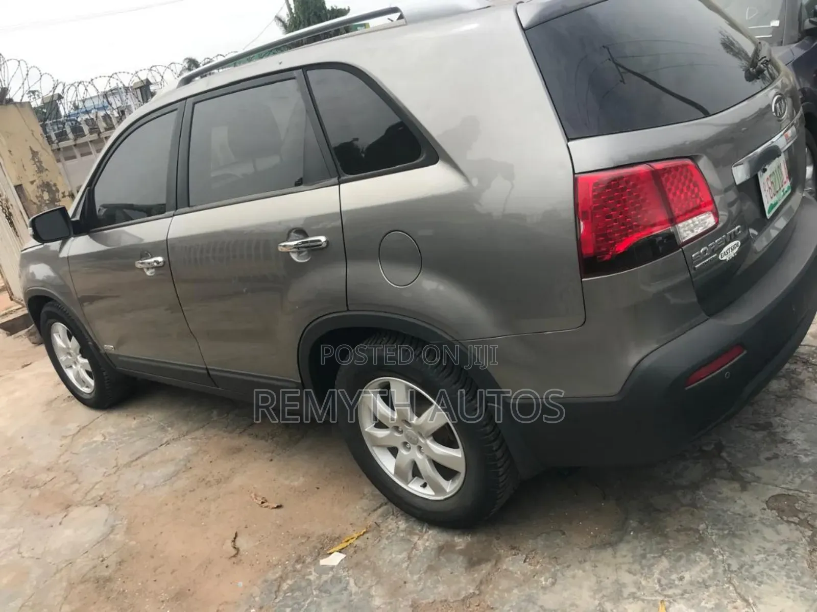 Kia Sorento SX 2012 Gray