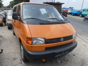 Volkswagen Transporter 2002 Orange