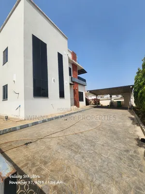 4bdrm Duplex in In An Estate, for sale
