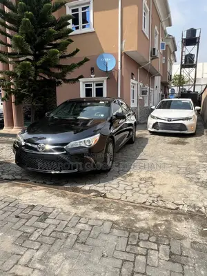 Toyota Camry SE 4dr Sedan (2.5L 4cyl 6A) 2015 Black
