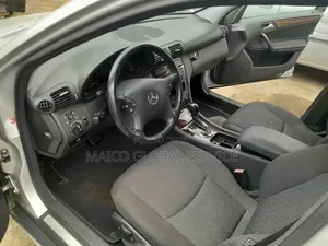 Mercedes-Benz C180 2004 Silver