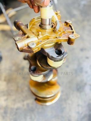 Crankshaft and Oil Pump for Ford F-150,e-250 , Econoline, E-350 in