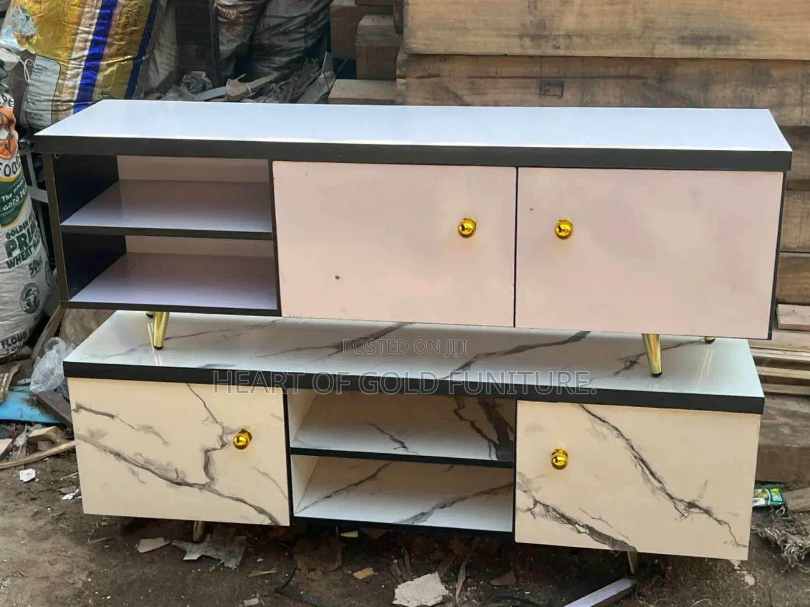 Exquisite and Design Tv Stand