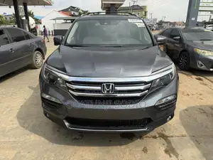 Honda Pilot Touring 4dr SUV (3.5L 6cyl 9A) 2016 Gray