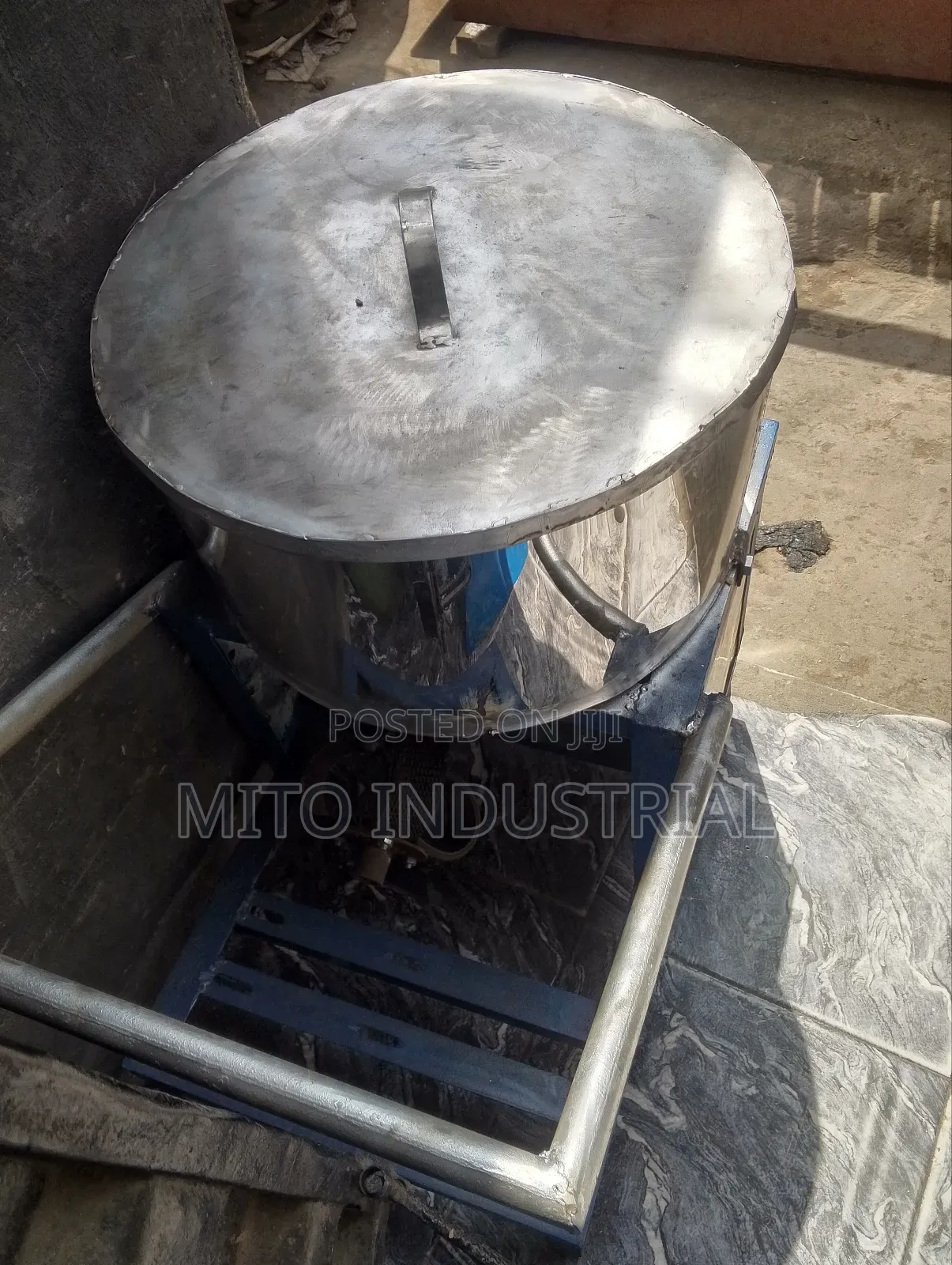 Besan Mixing Machine.