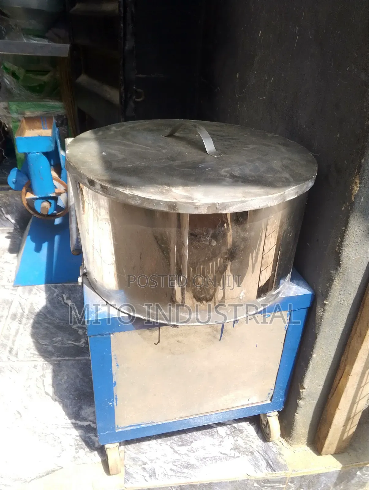 Besan Mixing Machine.