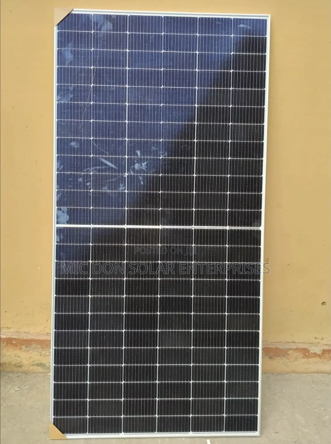 Qcell 585watts Solar Panel