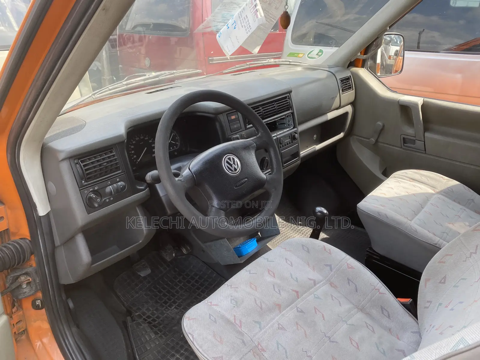 Volkswagen Transporter 2002 Orange