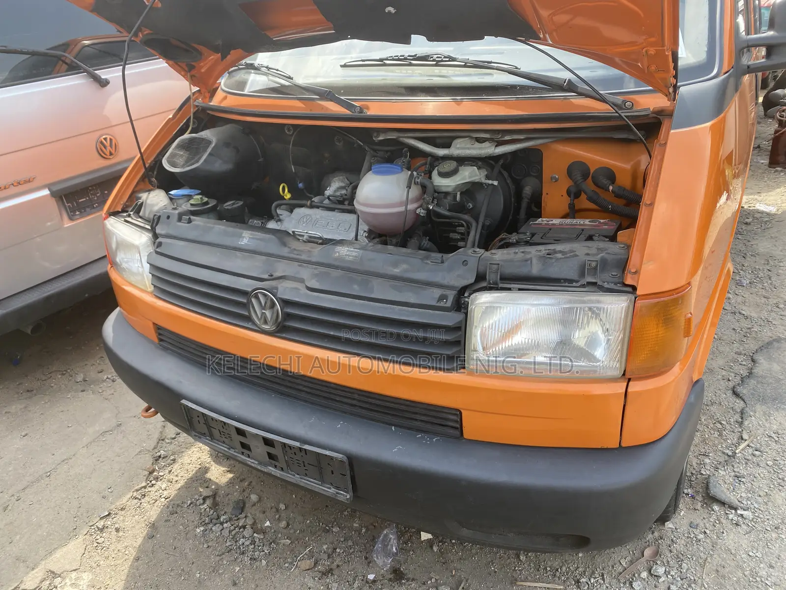 Volkswagen Transporter 2002 Orange