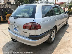 Toyota Avensis 1.8 Wagon Automatic 2003 Silver
