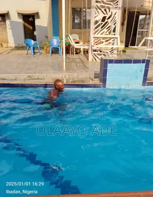 Swimming Pools Contractor