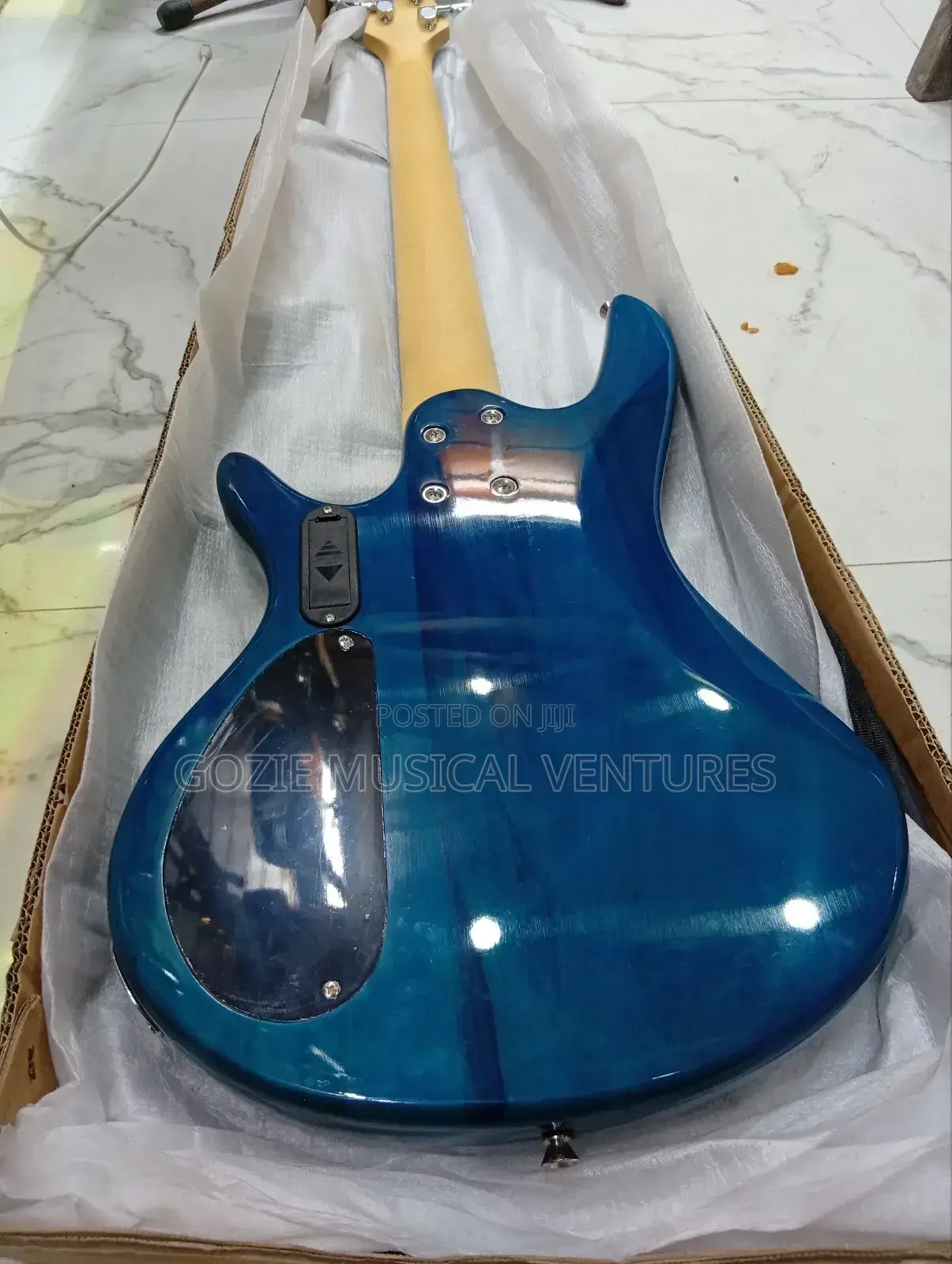 Five String Wellsound Active Bass Guitar