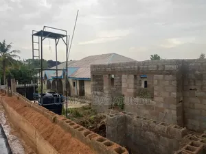 4bdrm Apartment in Usmanty, Ilorin South for sale