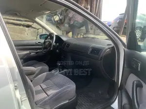 Volkswagen Golf 2002 Silver