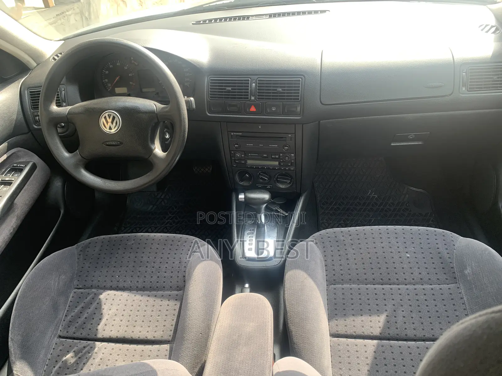 Volkswagen Golf 2002 Silver