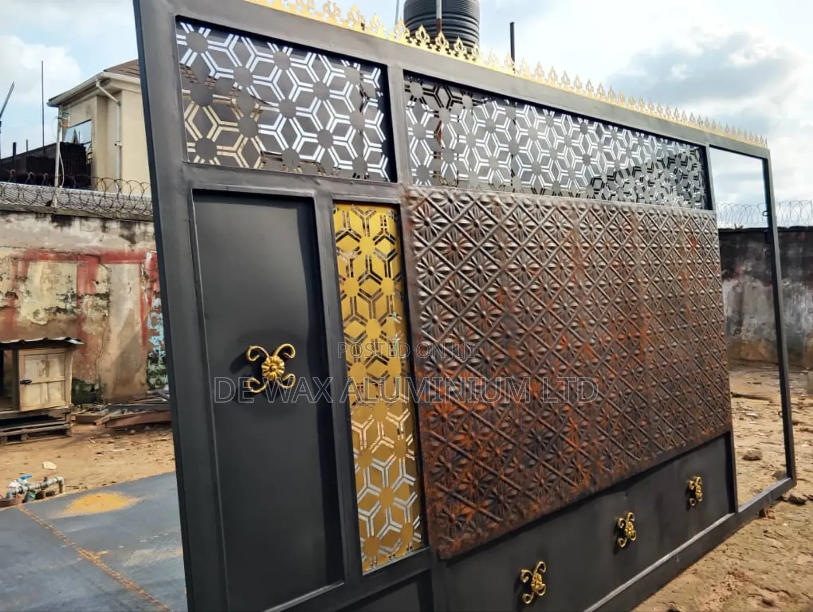 Metalic Steel Gate
