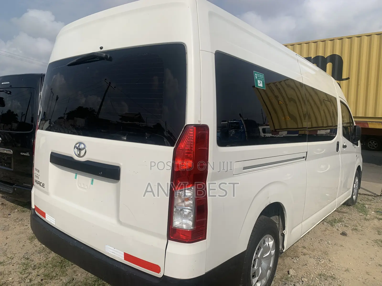 Toyota HiAce 2020 White