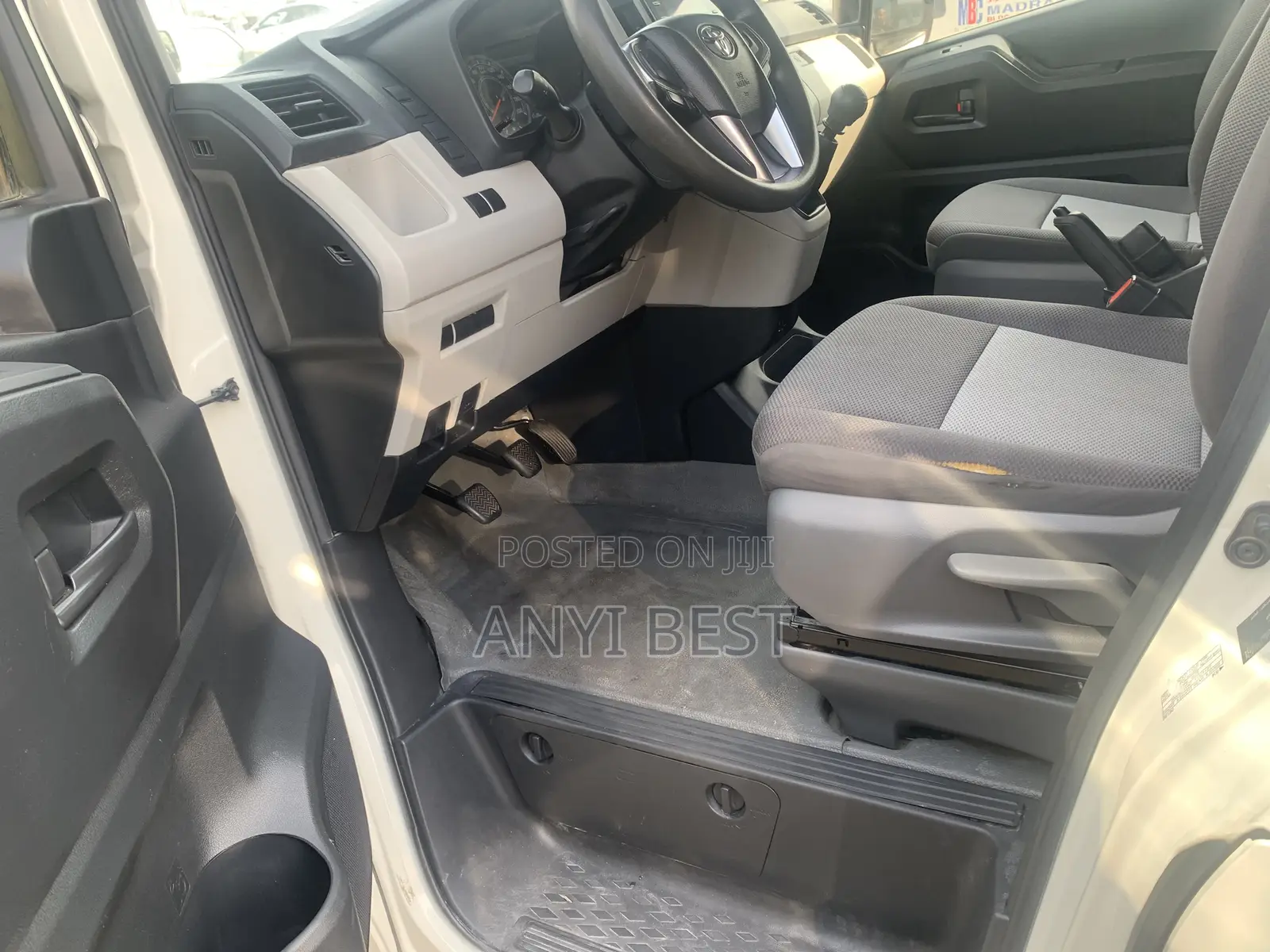 Toyota HiAce 2020 White