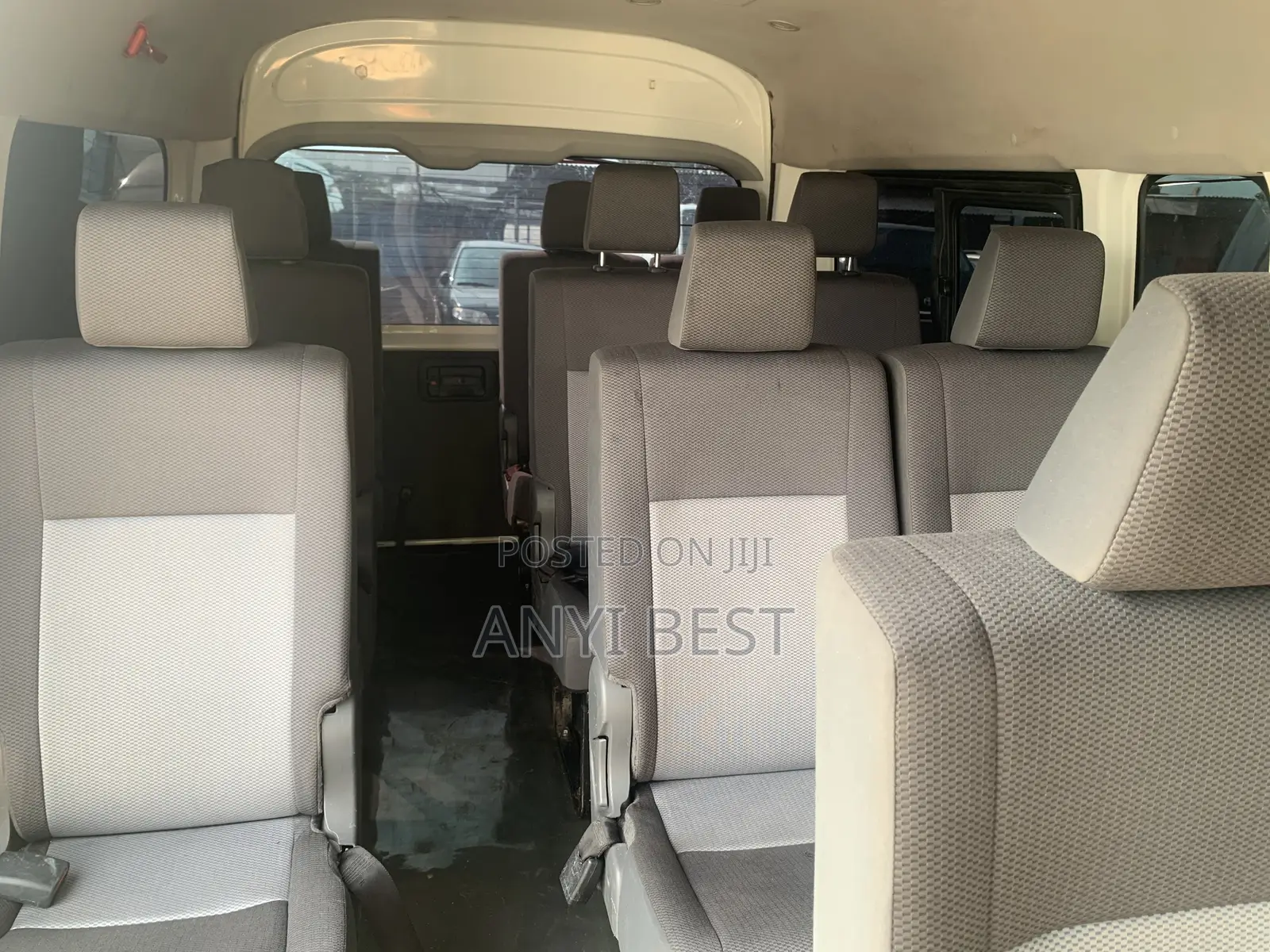 Toyota HiAce 2020 White