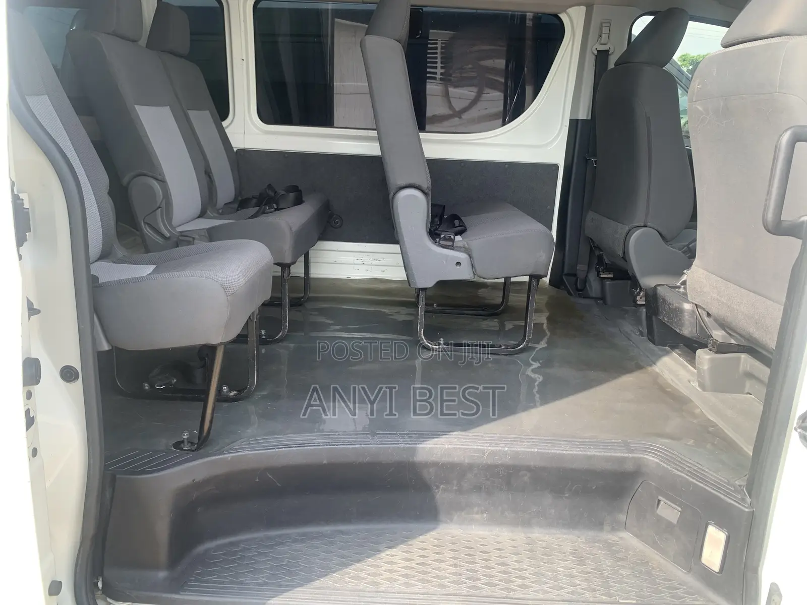 Toyota HiAce 2020 White