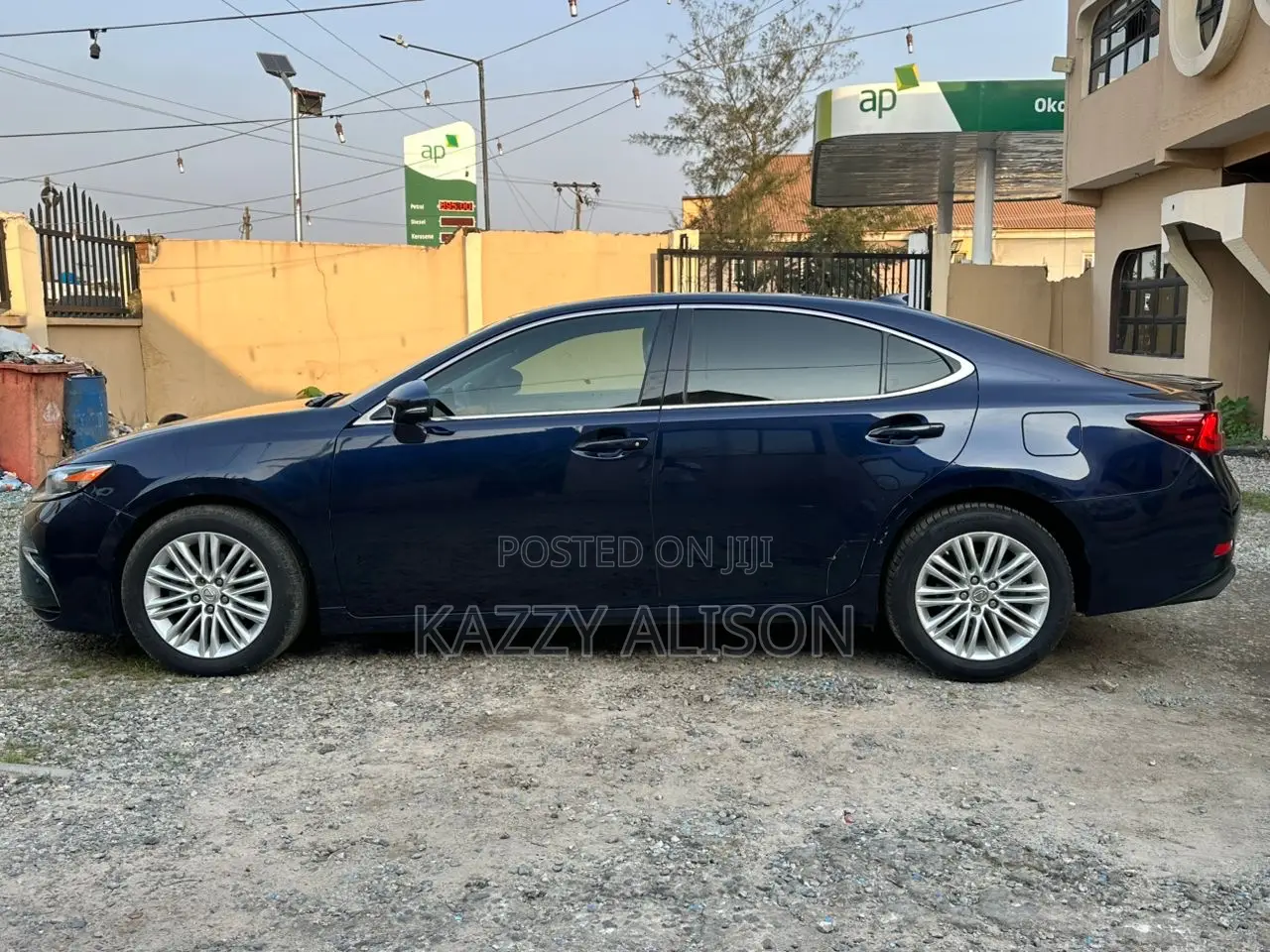 Lexus ES 350 FWD 2016 Blue