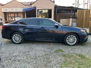 Lexus ES 350 FWD 2016 Blue