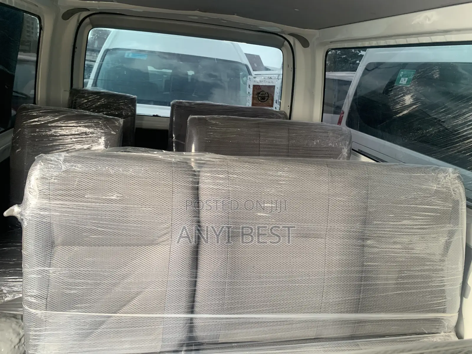 Toyota HiAce 2012 White