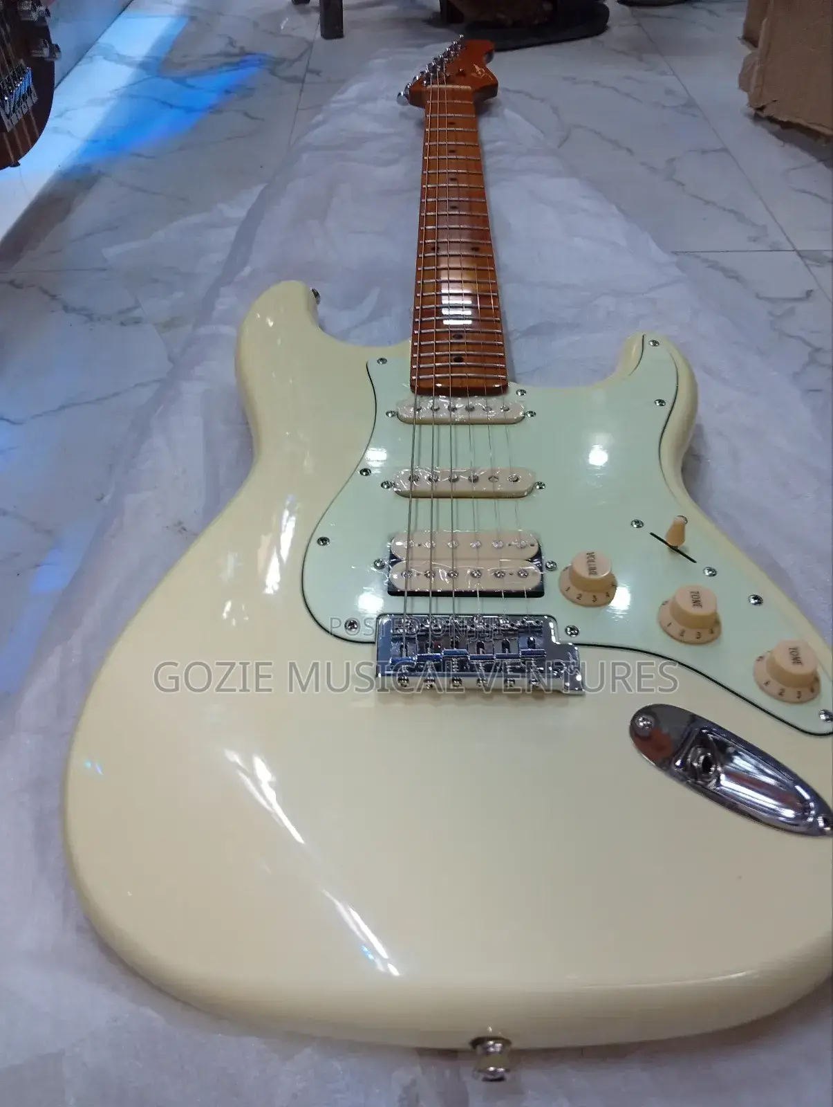 Simger Lg_5 Electric Guitar 6 Strings