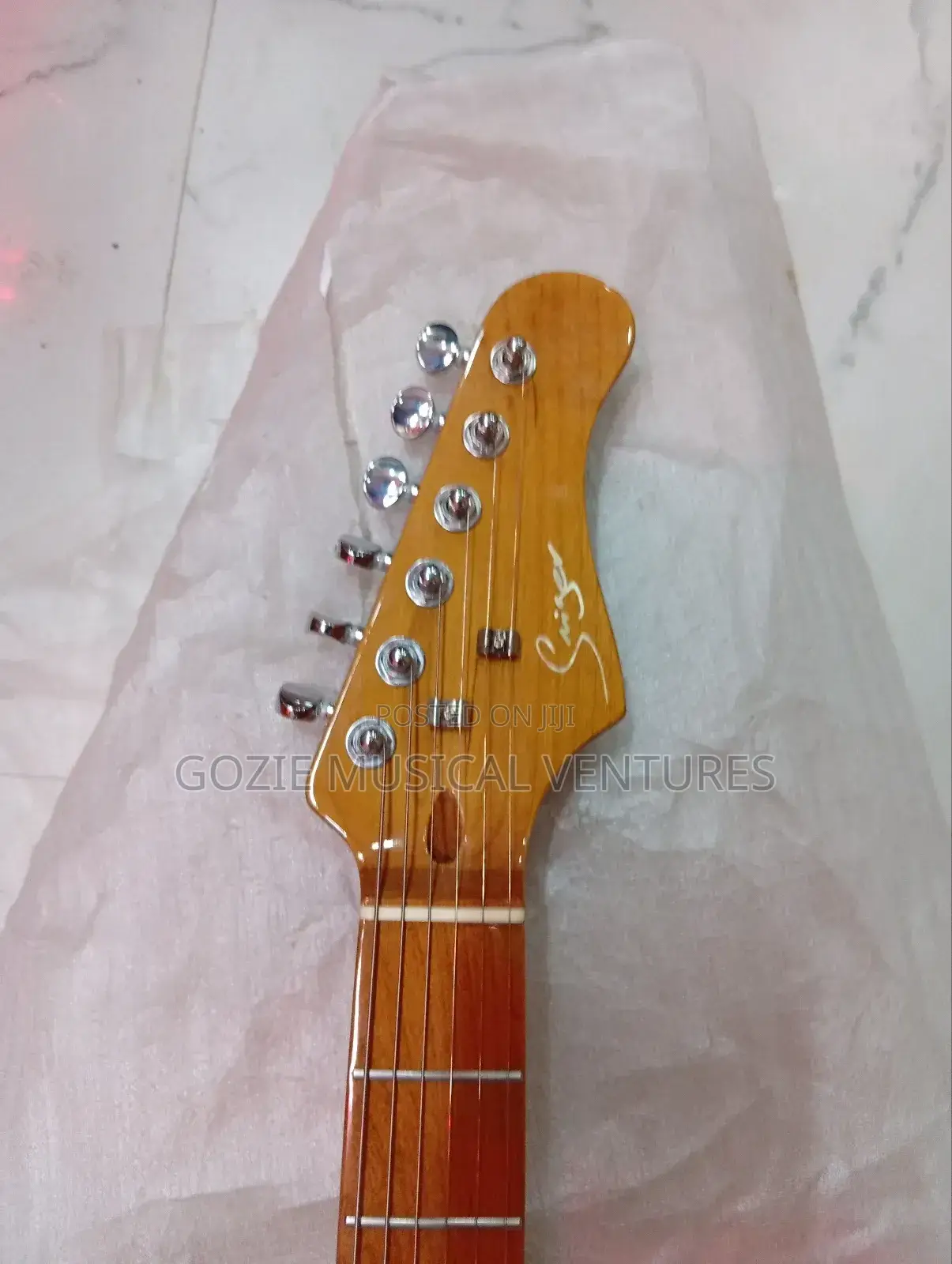 Simger Lg_5 Electric Guitar 6 Strings