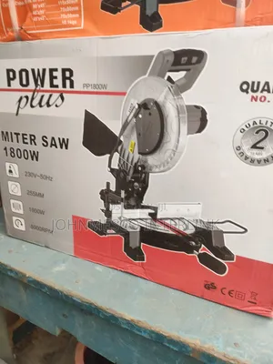 Miter Saw Machine