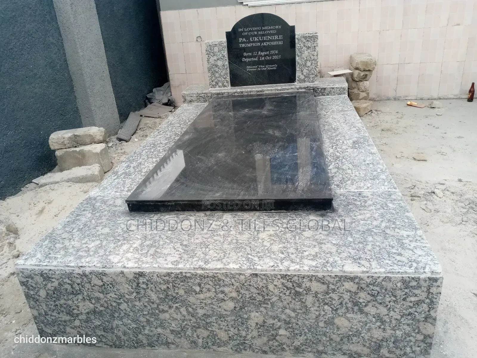 Marble Grave/Tomb