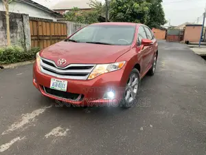 Toyota Venza XLE AWD V6 2013 Red
