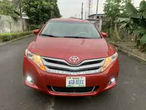 Toyota Venza XLE AWD V6 2013 Red