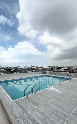 Luxurious 2 Bedroom Apartment With Private Cinema and Rooftop Pool