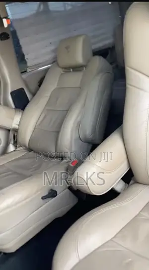 GMC Savana 2011 Black