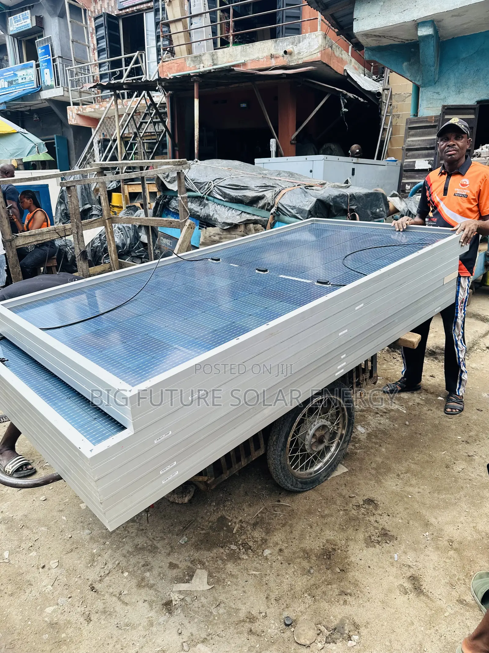650watts Jinko Solar Panel 144cells