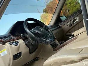 Mercedes-Benz E350 2013 Brown