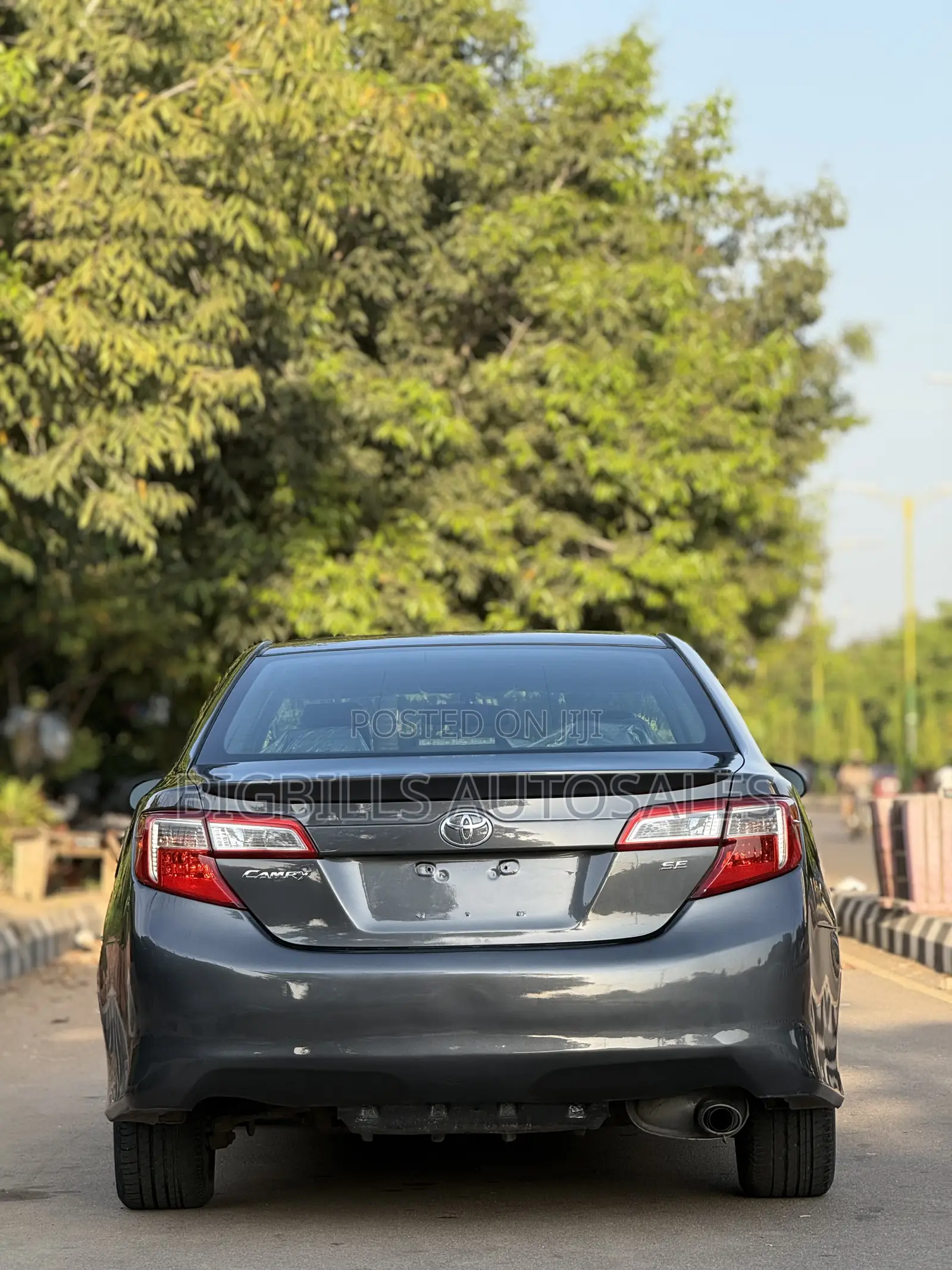 Mercedes-Benz E350 2013 Brown