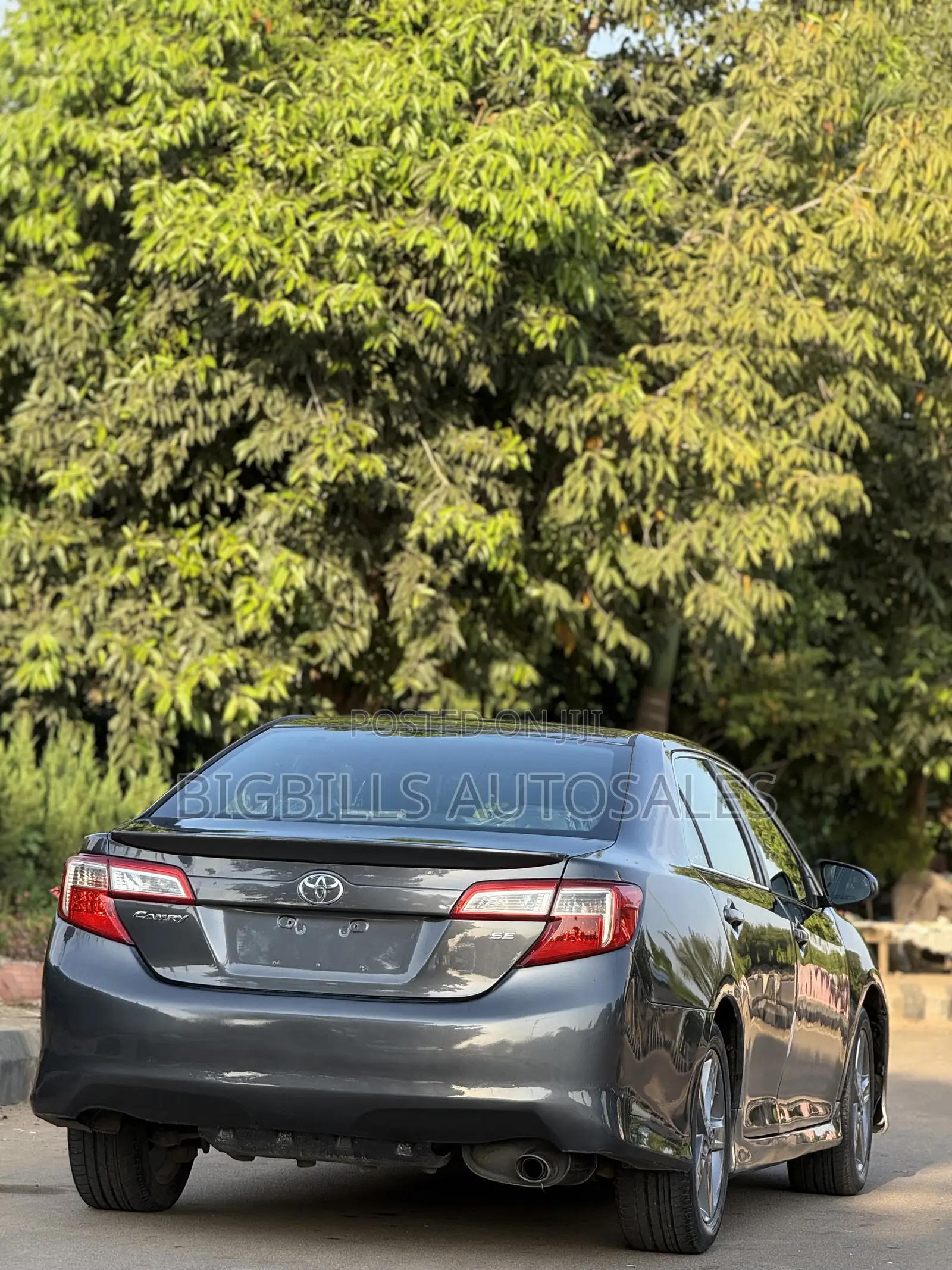 Mercedes-Benz E350 2013 Brown