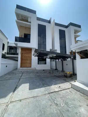 5bdrm Duplex in Orchid, Chevron for sale