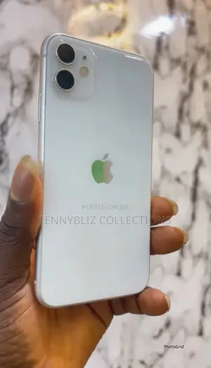 Apple iPhone 11 128 GB White