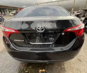 Toyota Corolla 2016 Black