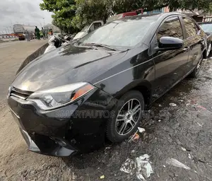 Toyota Corolla 2016 Black