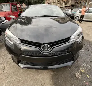 Toyota Corolla 2016 Black