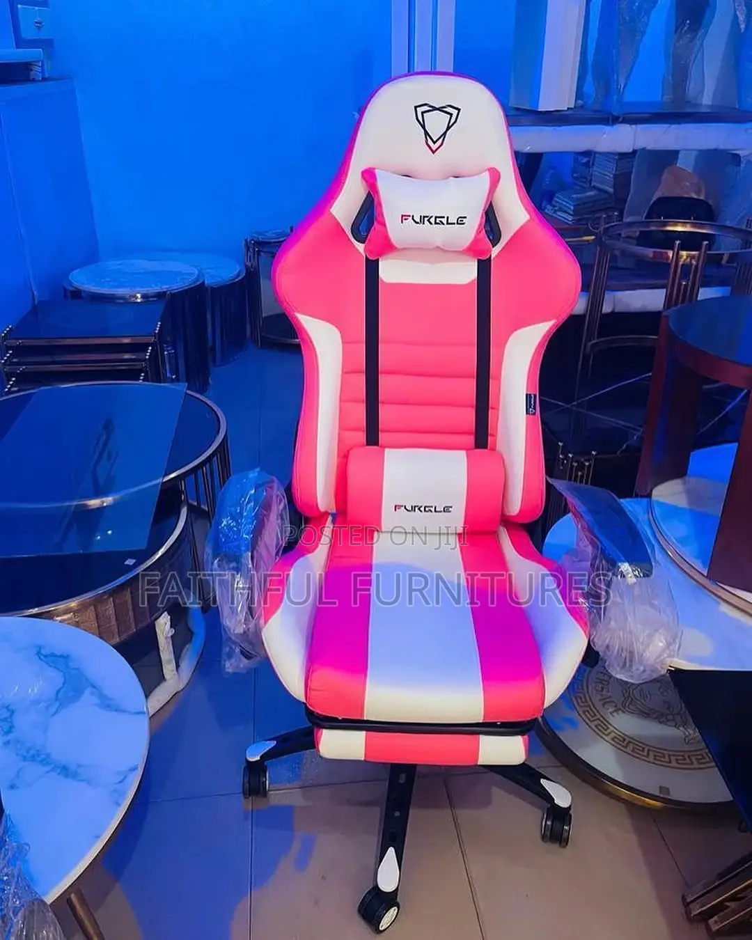 Gammy Office Seat Available