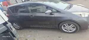 Toyota Yaris LE Hatchback 5dr 2013 Gray