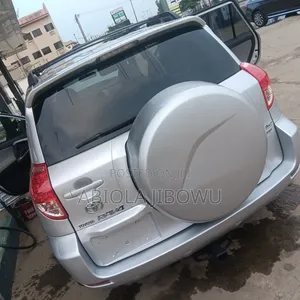 Toyota RAV4 Limited 2007 Silver
