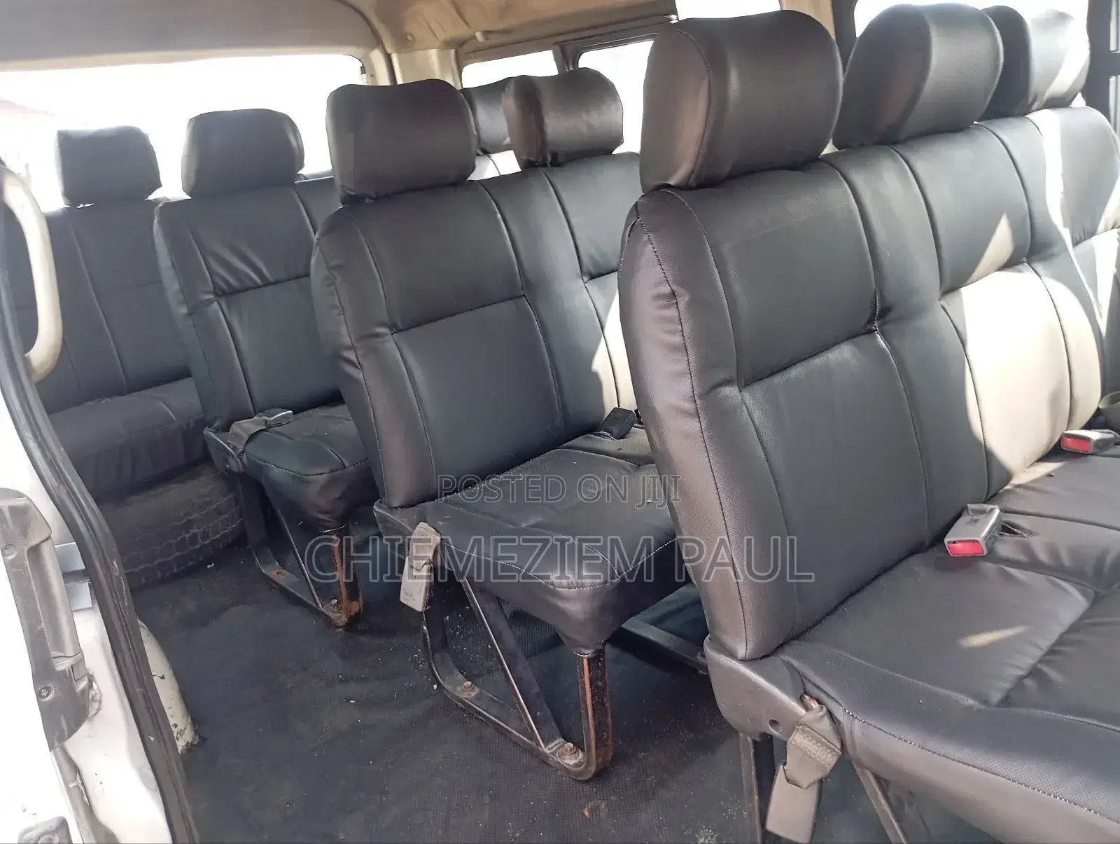 Toyota HiAce 2012 White